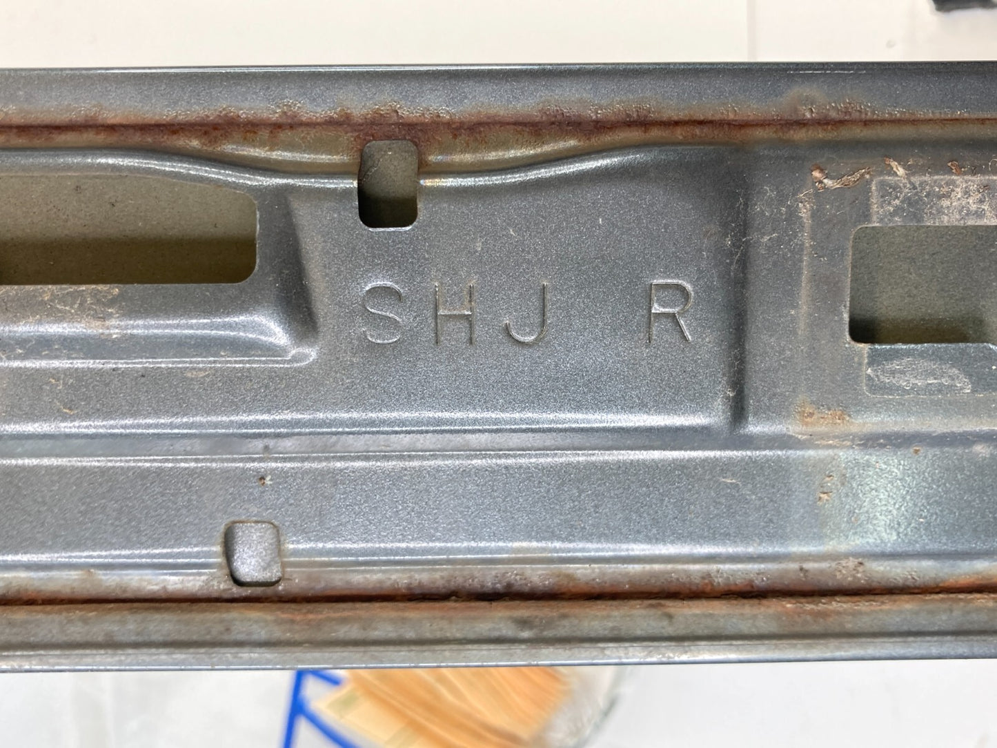 2005-2010 Honda Odyssey Rear Right Rail Panel Bezel Trim Molding NH705M