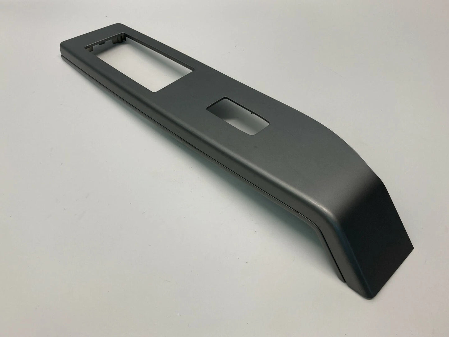 2007-2010 JEEP COMPASS REAR LEFT SIDE DOOR POWER WINDOW SWITCH TRIM BEZEL