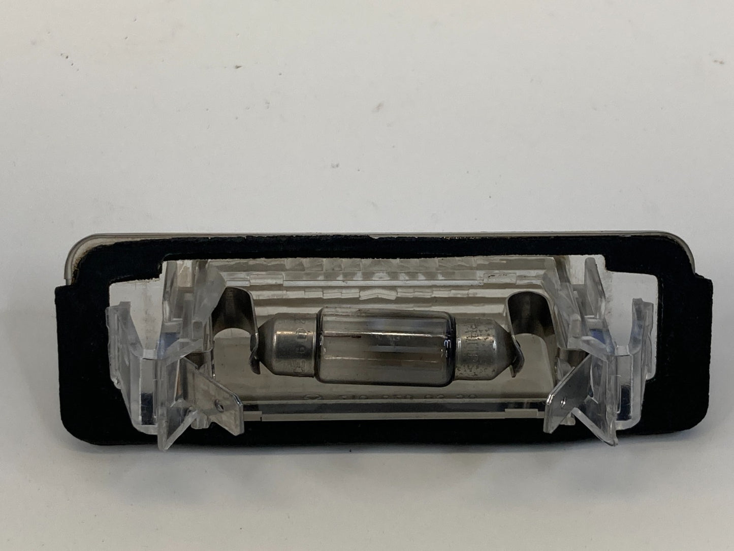 1998-2002 Mercedes-Benz E430 Rear Trunk License Plate Light Lamp 2108200356