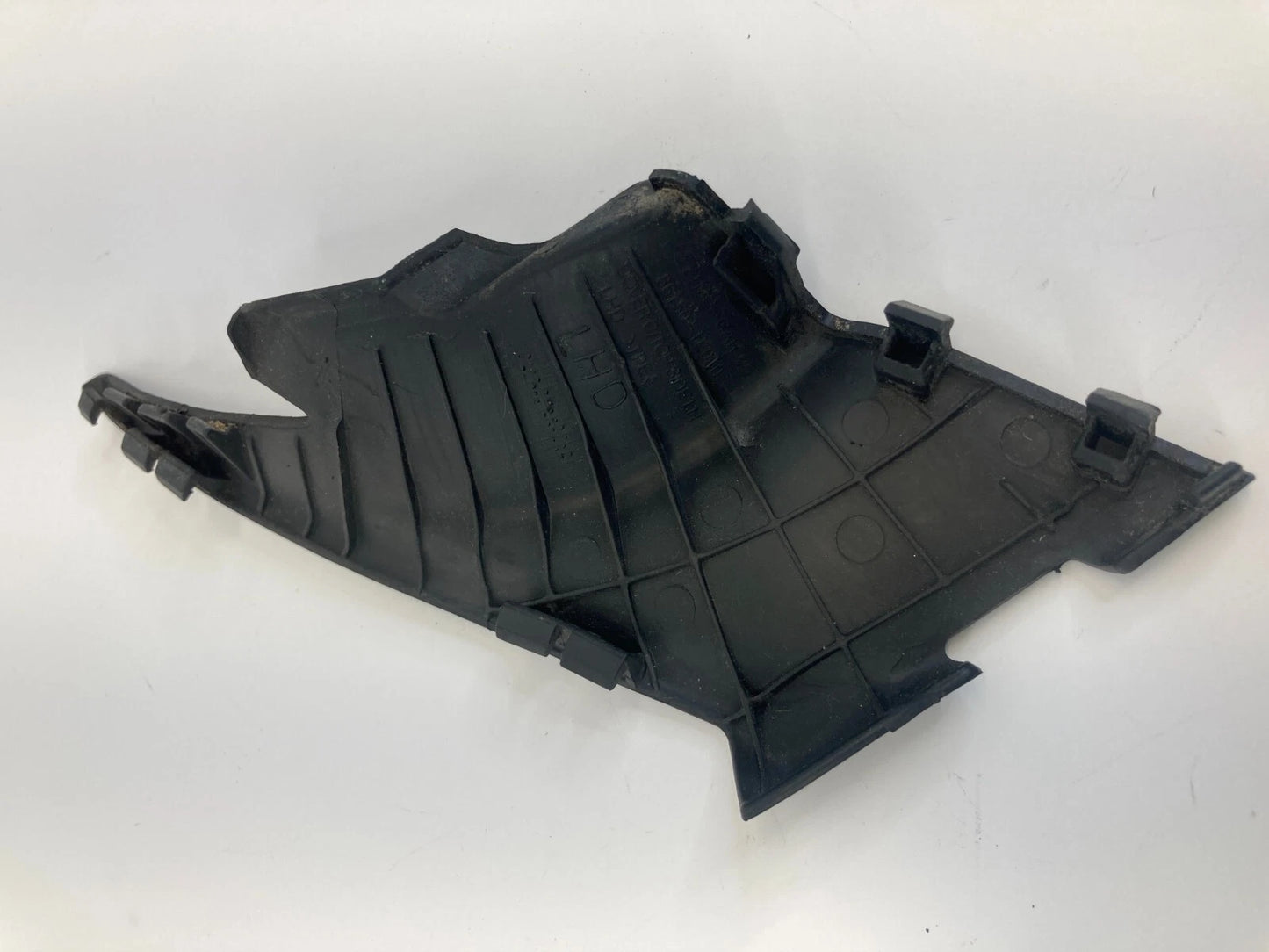 2006 07 08 09 10 2011 HYUNDAI ACCENT LEFT DRIVER SIDE COWL COVER TOP TRIM LH OEM