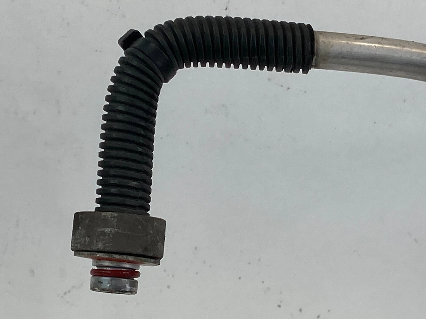 14-19 FORD EXPLORER POLICE INTERCEPTOR 3.5L A/C REFRIGERANT DISCHARGE HOSE LINE