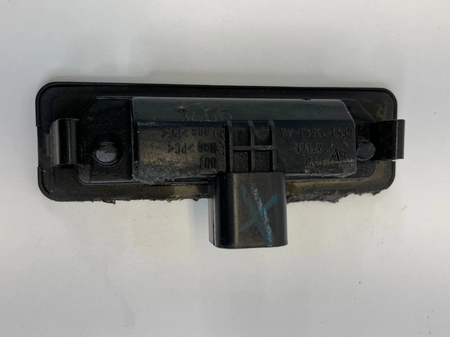 2006-2012 FORD FUSION REAR TRUNK LICENSE PLATE LIGHT LAMP 6E53-13543-AA OEM