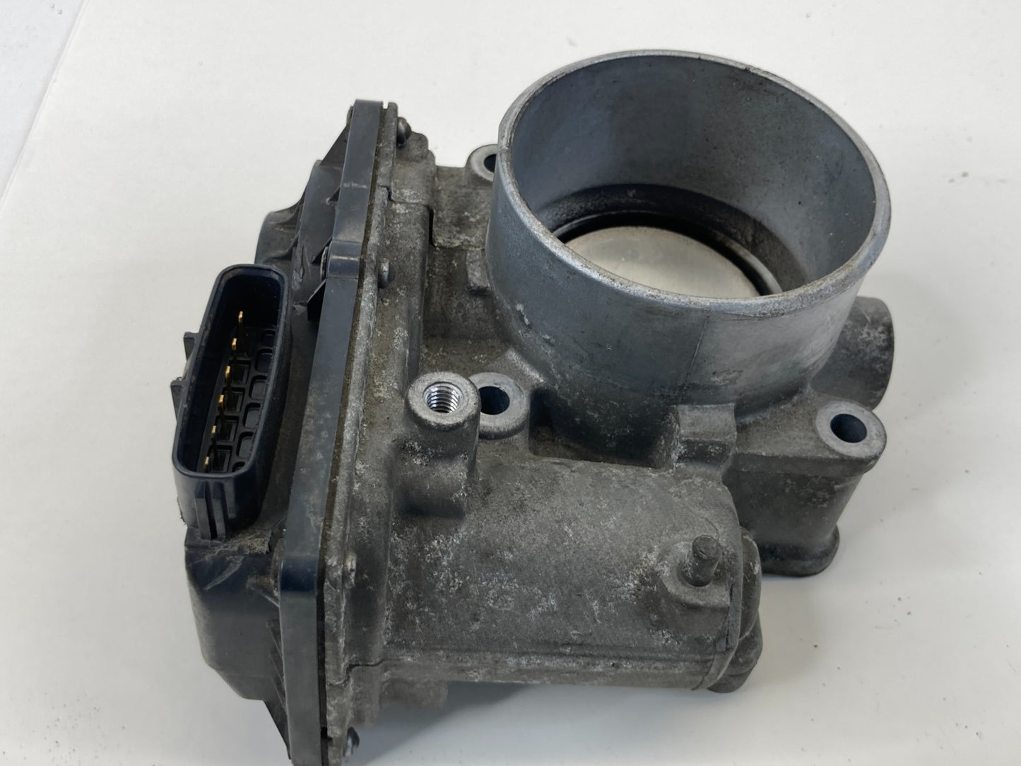 13-16 Mazda CX-5 16-18 CX-3 2.0L L4 AT LThrottle Body Throttle Valve PE0113640