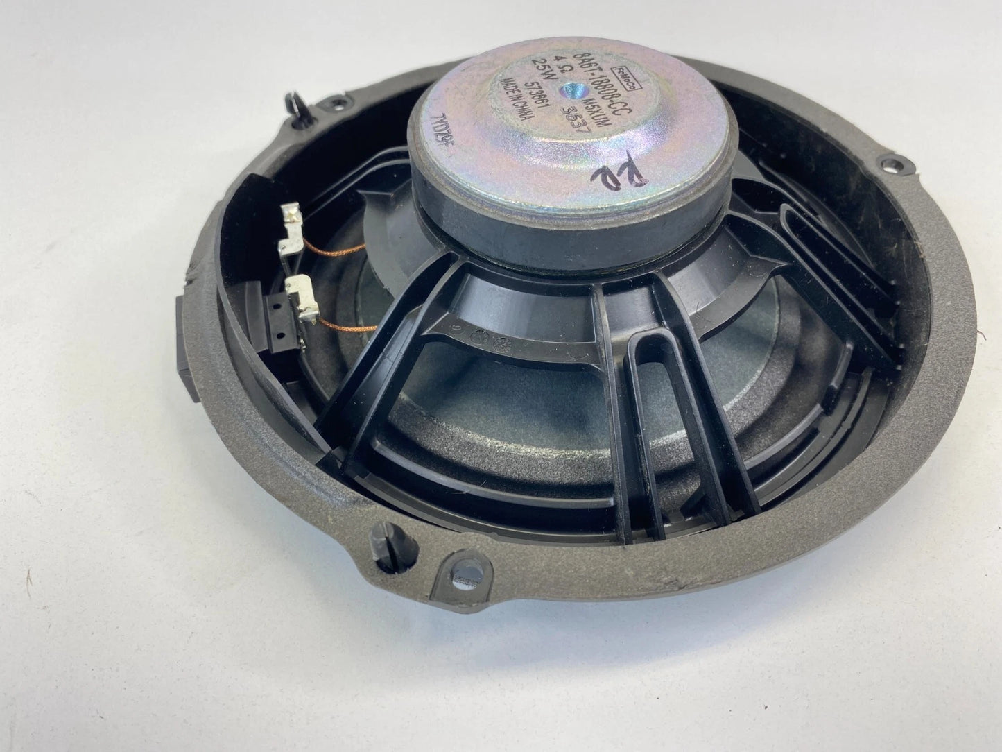 2015-2018 FORD FOCUS HATCHBACK REAR RIGHT DOOR PANEL SPEAKER ASSY 8A6T-18808-CC