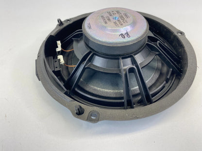 2015-2018 FORD FOCUS HATCHBACK REAR RIGHT DOOR PANEL SPEAKER ASSY 8A6T-18808-CC
