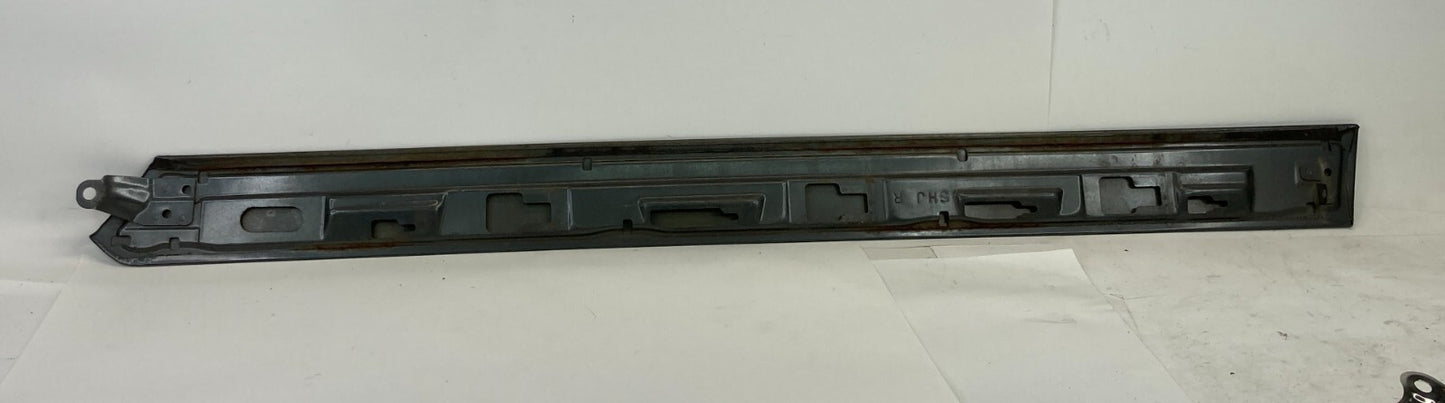 2005-2010 Honda Odyssey Rear Right Rail Panel Bezel Trim Molding NH705M