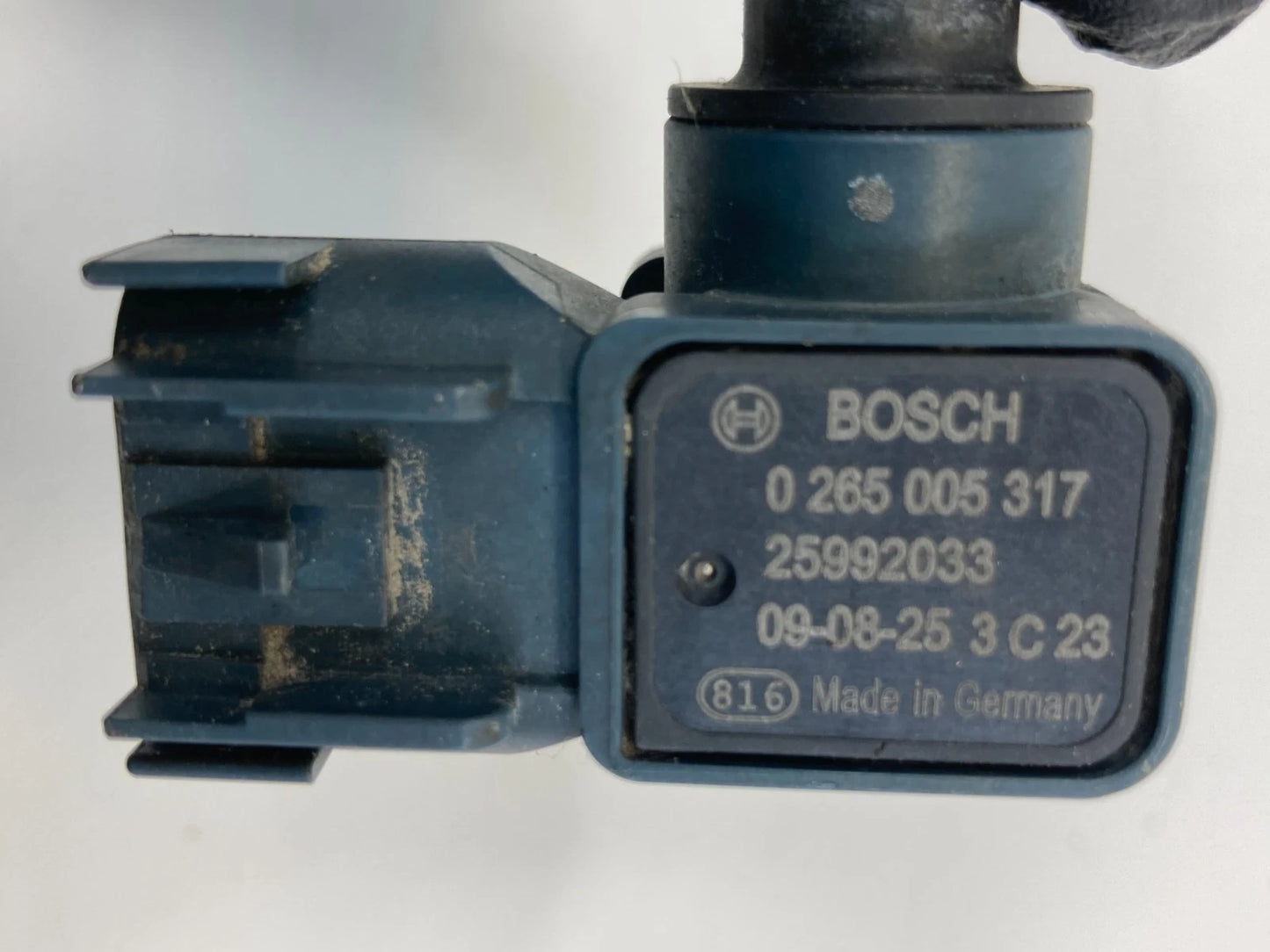 2008-2012 Buick Enclave 09-17 Traverse Brake Booster Check Valve 25992033 OEM