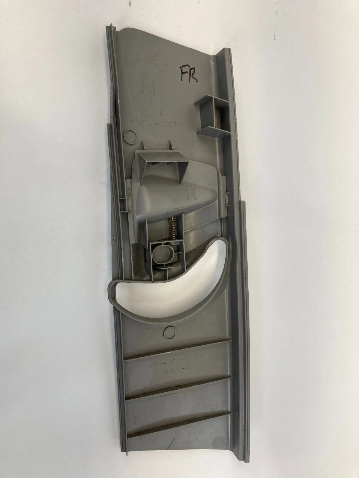 04-09 TOYOTA PRIUS FRONT RIGHT SIDE UPPER SEAT BELT ADJUSTENT TRIM 73023-33010