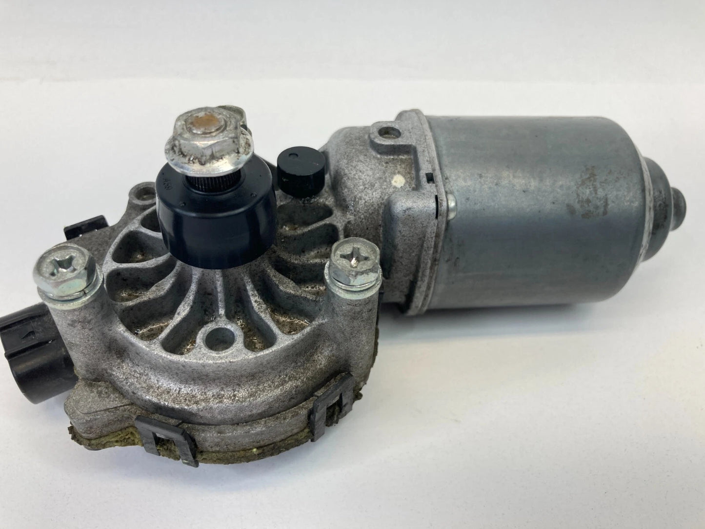 2004-2010 TOYOTA SIENNA FRONT WINDSHIELD WIPER MOTOR 85110-06060 OEM