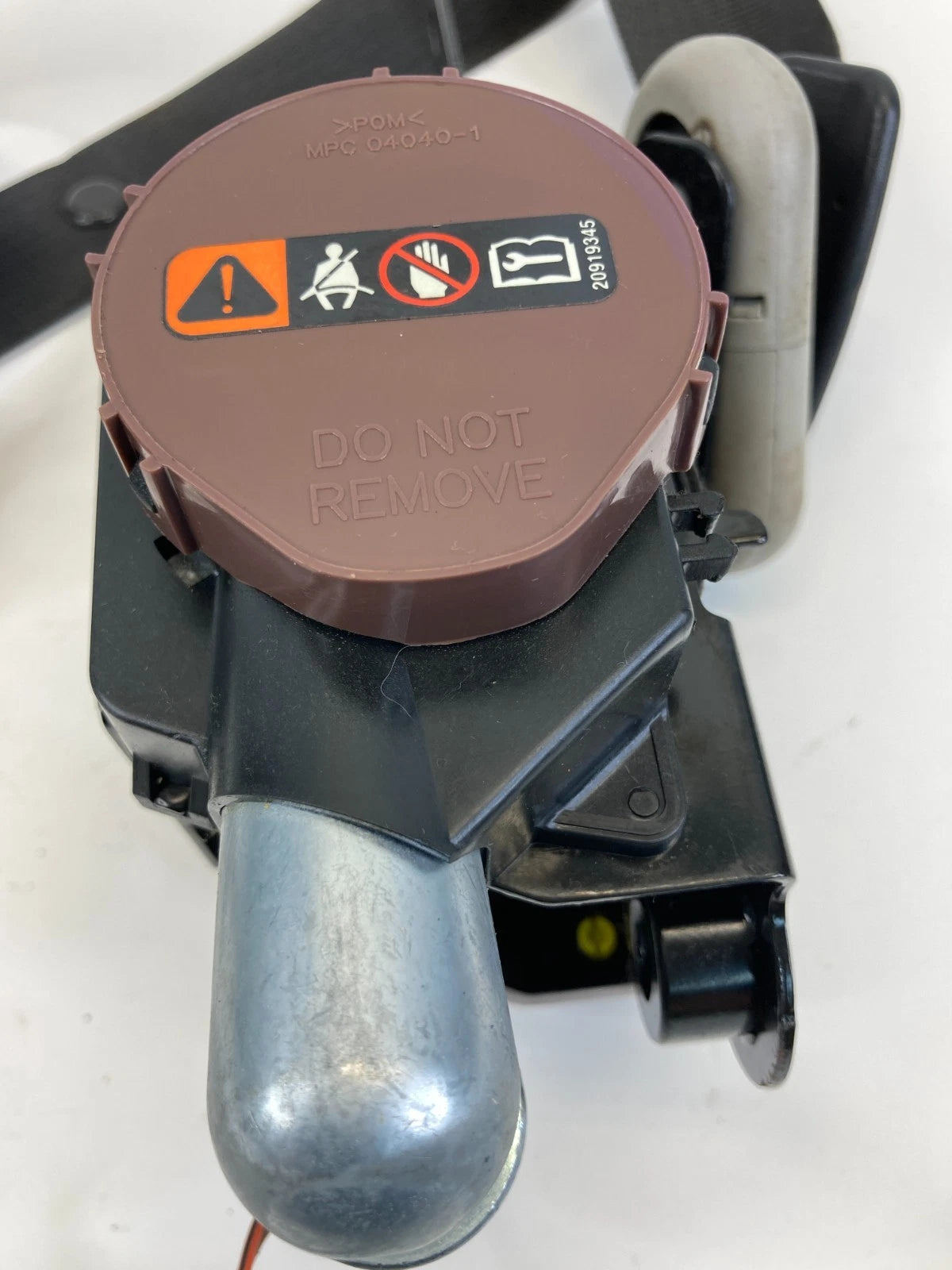 2012-2015 CHEVROLET CAPTIVA SPORT FRONT LEFT SIDE SEAT BELT RETRACTOR 23106219