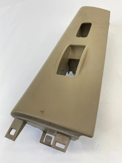 03-08 TOYOTA COROLLA FRONT RIGHT PASSENGER DOOR WINDOW SWITCH BEZEL 7423102320A