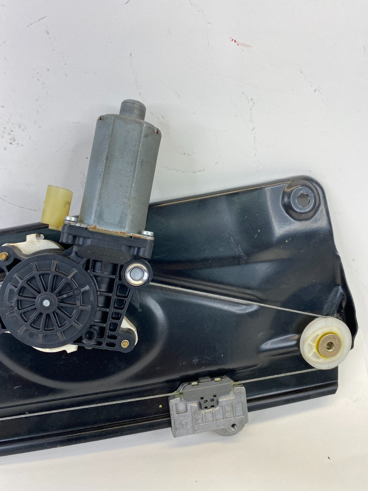 2003-2009 Range Rover Rear Left Side Back Door Window Regulator w /Motor OEM