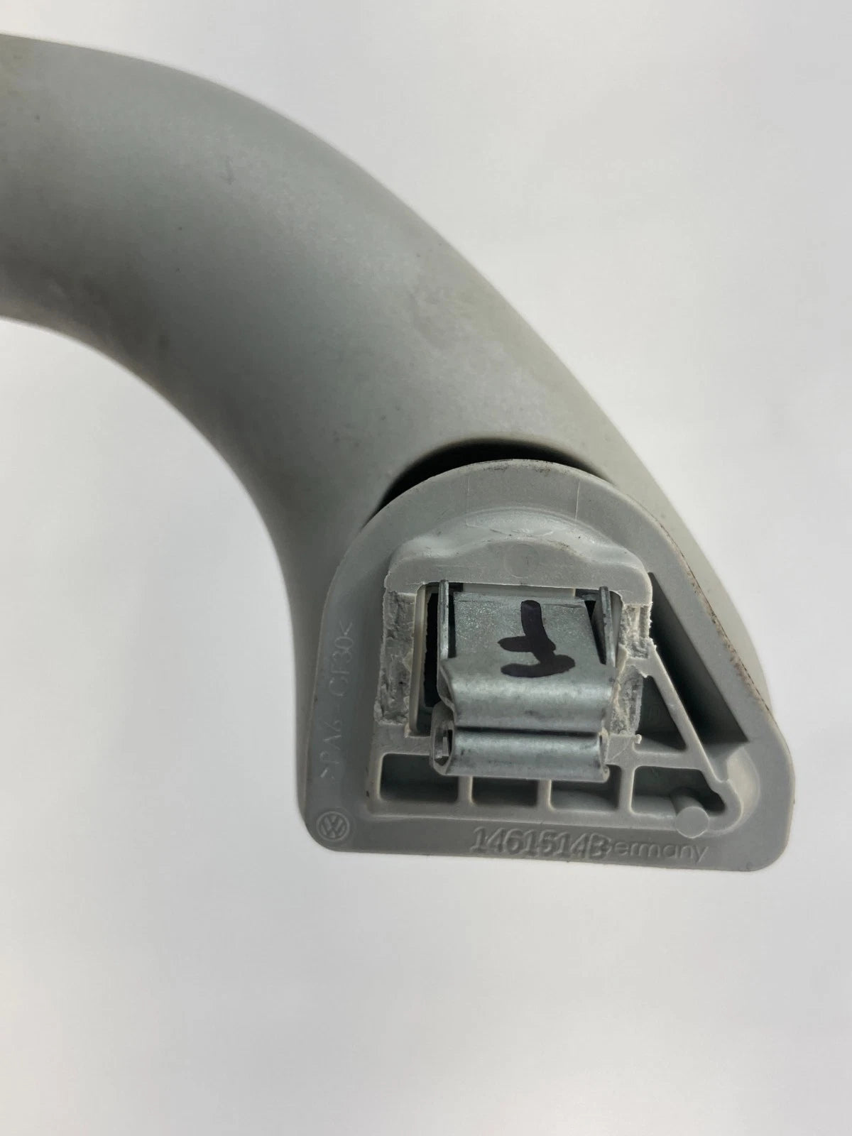 11-18 VW VOLKSWAGEN JETTA SEDAN INTERIOR ROOF FRONT LEFT GRAB GRIP HANDLE OEM