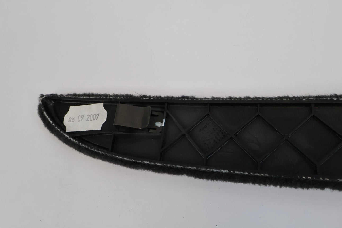 2008 BMW 535XI 08-10 BMW 535I RIGHT SIDE CENTER CONSOLE CARPET TRIM BEZEL COVER