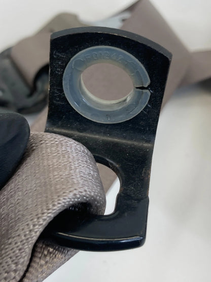 2002 2003 2004 2005 Ford Explorer Front Right Side Seat Belt Retractor OEM