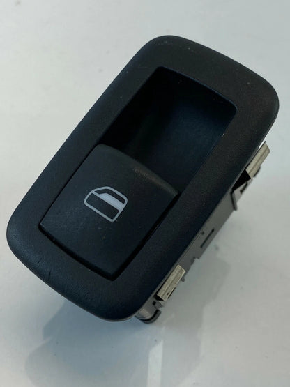 2008-2010 CHRYSLER TOWN & COUNTRY REAR LEFT DOOR POWER WINDOW SWITCH 04602539AB