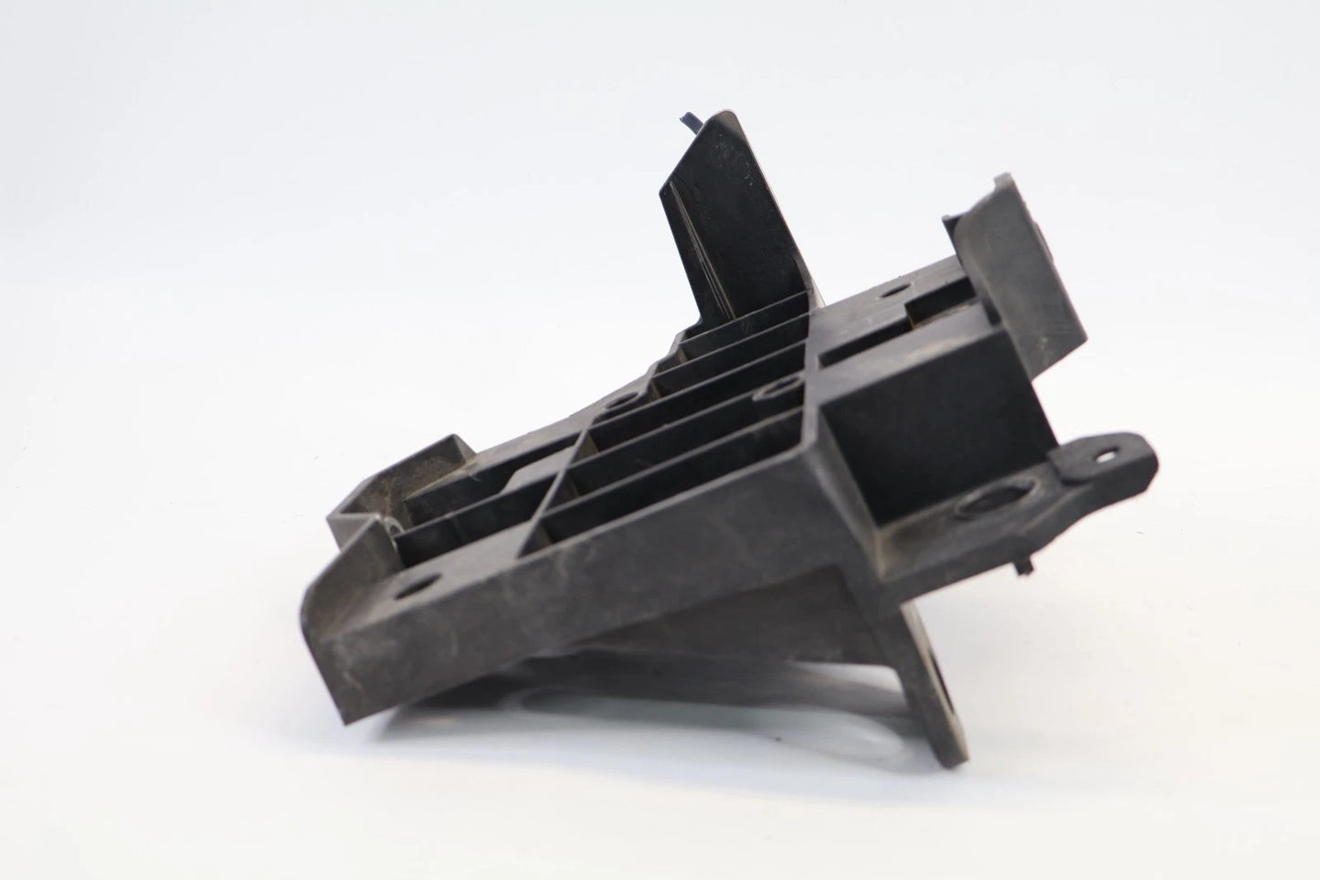 2016-2022 HONDA PILOT 3.5L V6 BATTERY TRAY HOLDER MOUNT BRACKET 74190-TZ5-A11