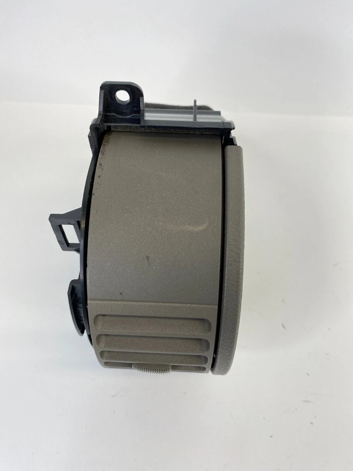 05-07 INFINITI G35 CENTER DASH LEFT SIDE A/C AIR VENT GRILLE OUTLET 68751-AC700
