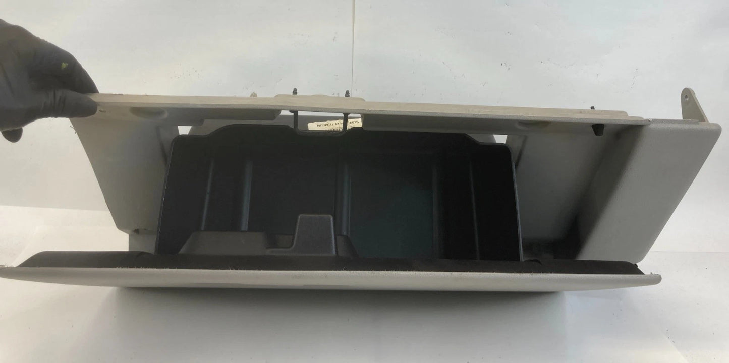 2004-2008 CHEVROLET CHEVY MALIBU GLOVE BOX STORAGE COMPARTMENT 16907744 OEM