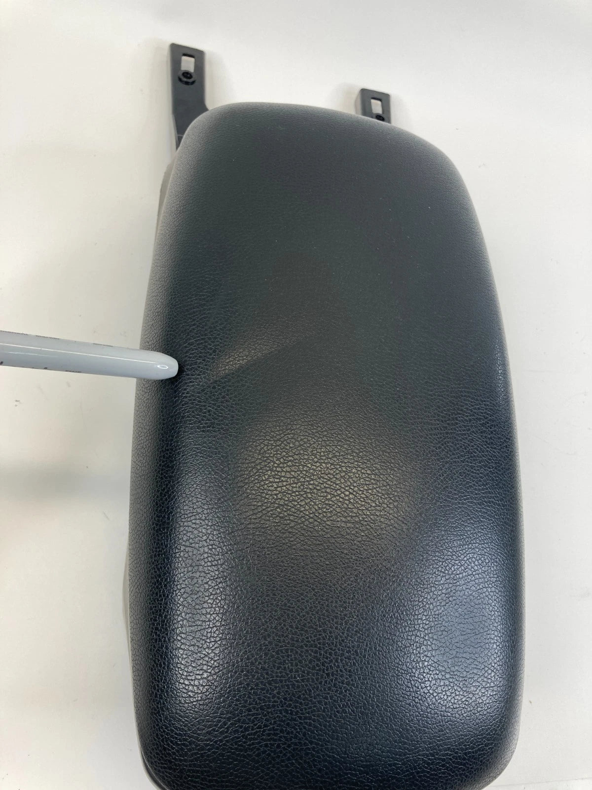 2011-2013 HYUNDAI ELANTRA CENTER CONSOLE ARMREST ARM REST LID COVER 84622-3X000