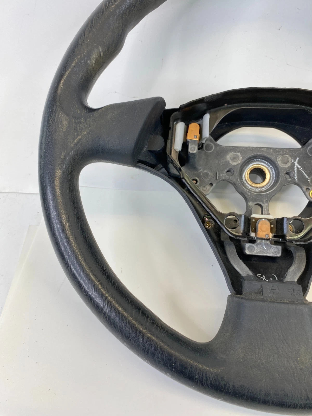 200 2004 2005 2006 2007 2008 Pontiac Vibe Steering Wheel OEM