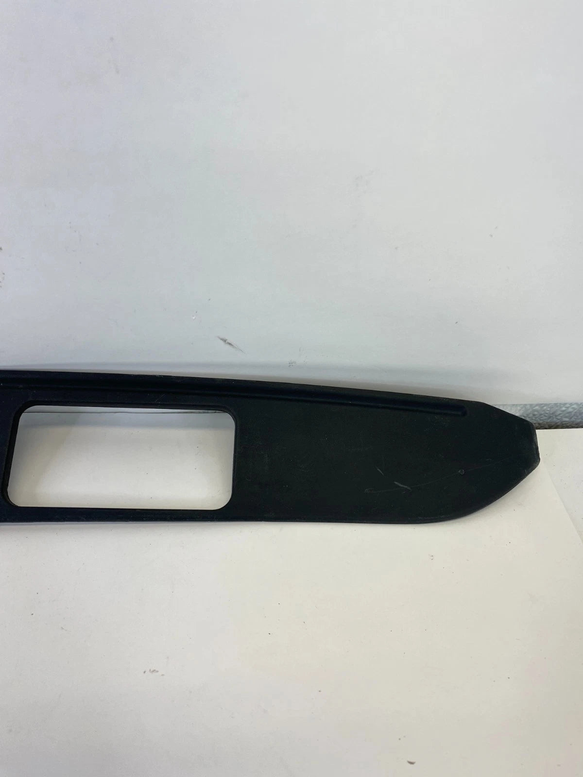 14-19 TOYOTA COROLLA REAR TRUNK TRIM GARNISH LICENSE PLATE PANEL OEM 7582702030