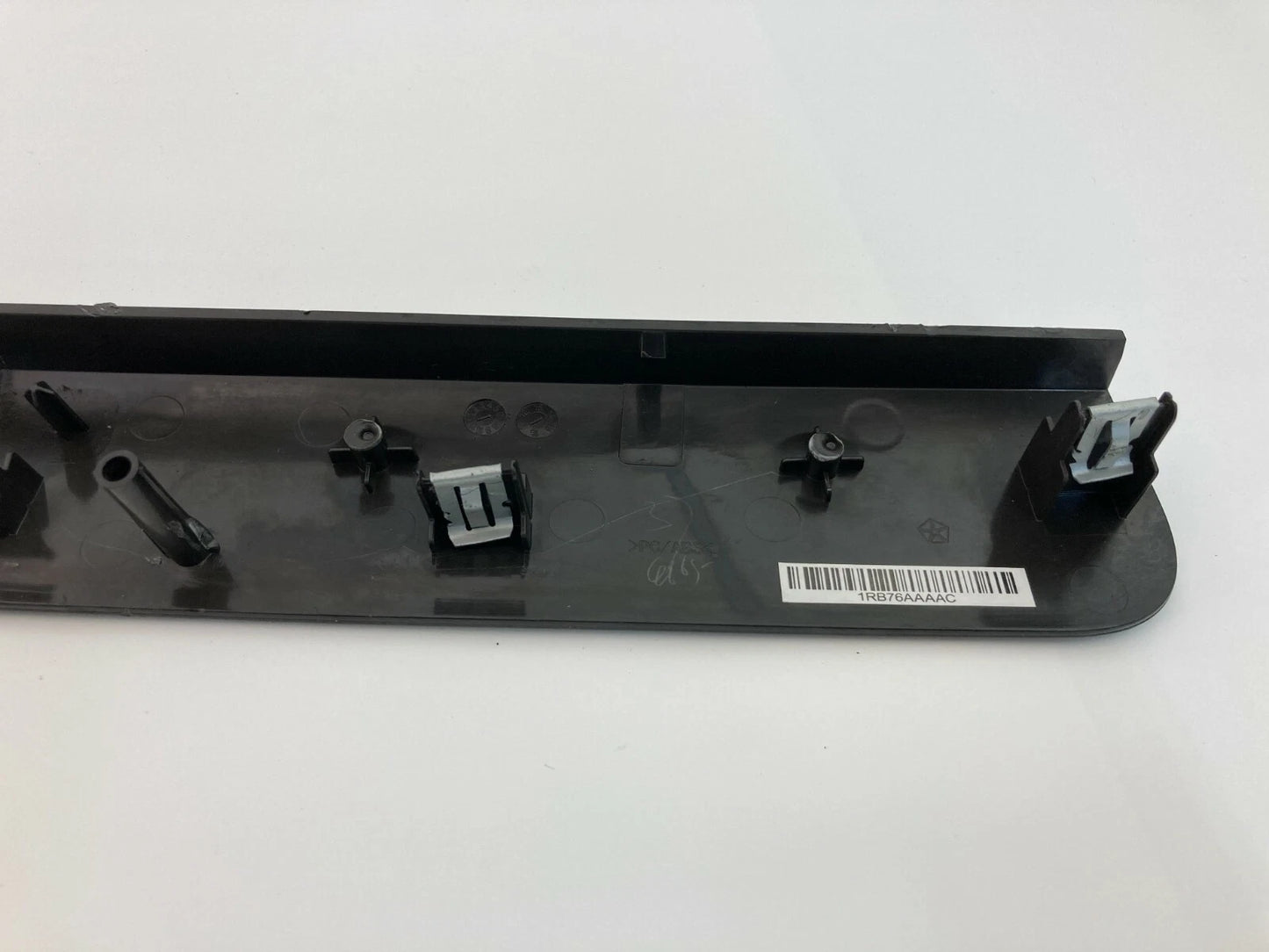 2015 2016 DODGE GRAND CARAVAN DASHBOARD RIGHT PASSENGER COVER MOLDING BEZEL TRIM