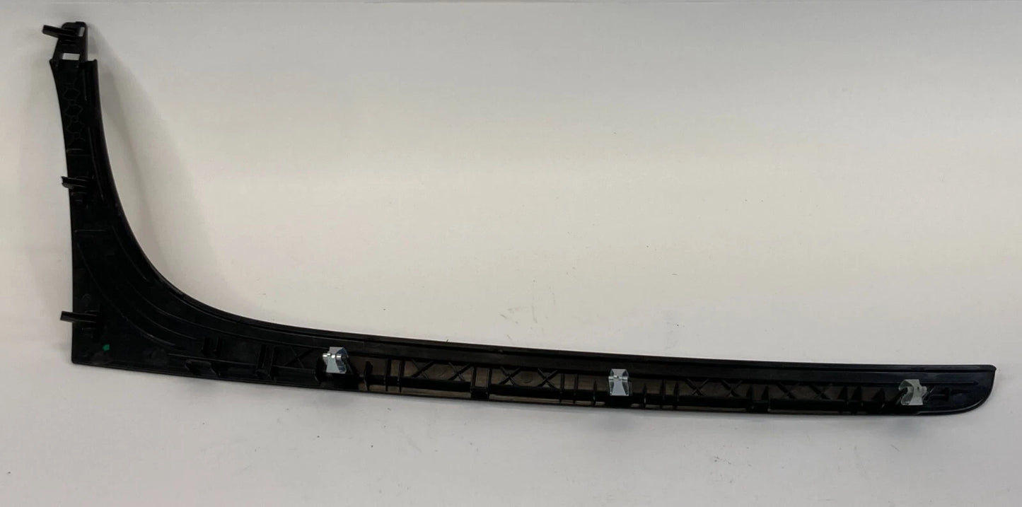 2011-2013 BUICK REGAL FRONT RIGHT SIDE DASH LOWER COVER TRIM MOLDING 13221845