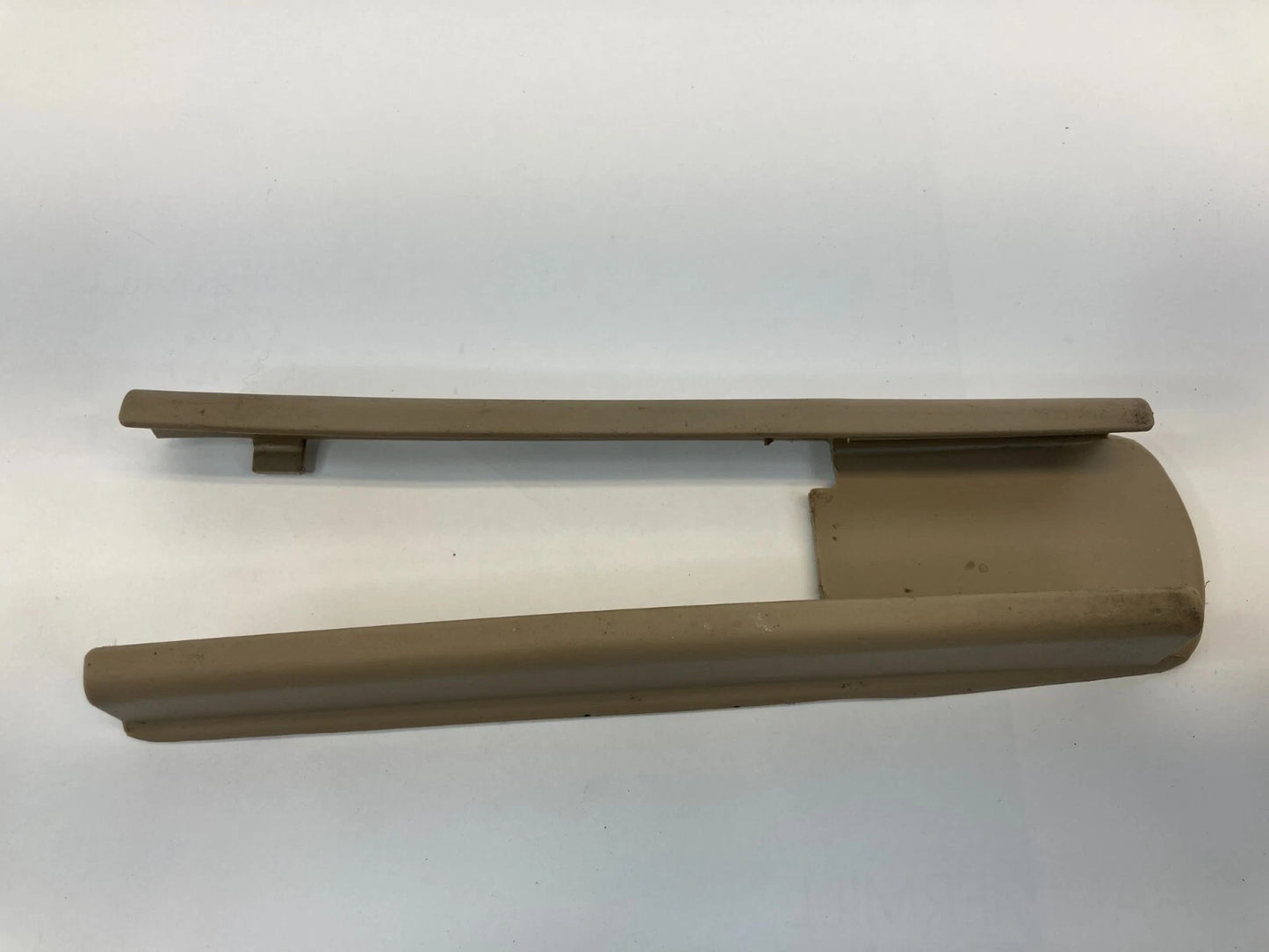 2007-2009 NISSAN SENTRA LEFT INNER SIDE FRONT RIGHT SEAT TRACK END COVER TRIM