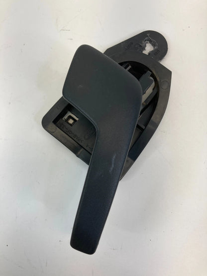 2003-2007 FORD TAURUS FRONT RIGHT SIDE INTERIOR DOOR HANDLE FR RH F6DB-5421818-A