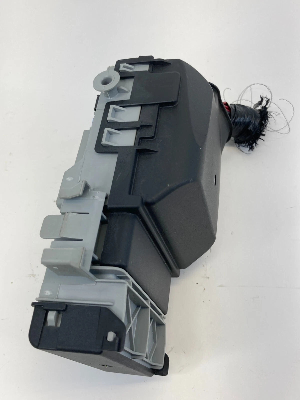10-12 BUICK LACROSSE 3.6L INSTRUMENT PANEL DASH CABIN INTERIOR FUSE BOX 13222786
