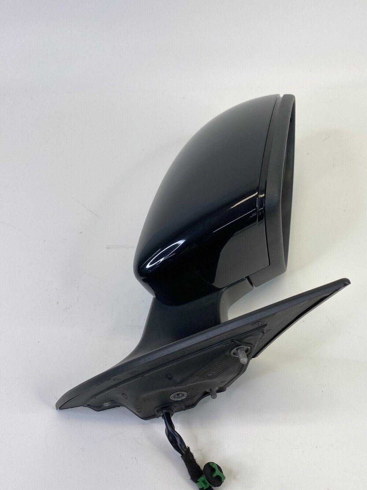 2009-2017 Volkswagen CC Passenger Side View Power Door Mirror 3C8-857-934-A OEM