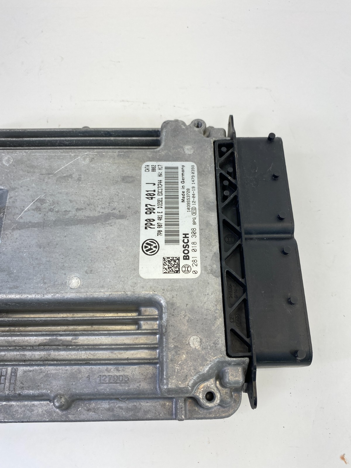 2011 2012 VW Volkswagen Touareg 3.0L Engine Computer Control Module ECM ECU PCM