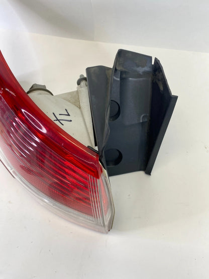 2013-2016 FORD ESCAPE LEFT REAR OUTER TAILLIGHT LAMP ASSY CJ54-13405-A OEM