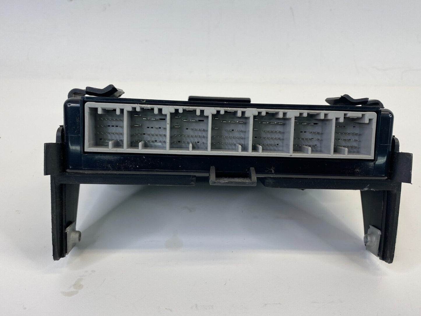 2012-2015 Chevrolet Captiva Sport Body Computer Control Module Unit BCM BCU OEM