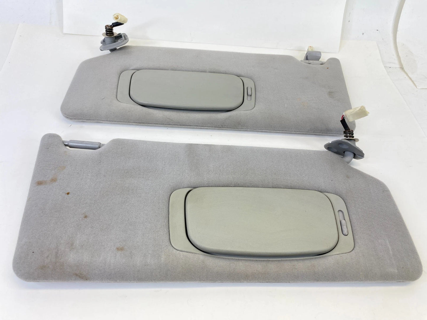2006 TOYOTA AVALON ROOF LEFT & RIGHT SUNVISOR SUN VISOR SHADE PAIR SET OEM