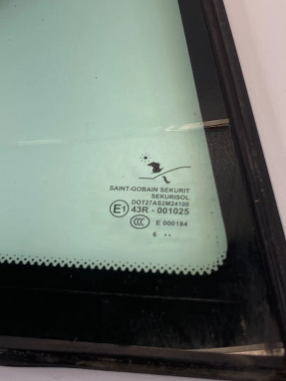 2003-2011 SAAB 9-3 SEDAN REAR RIGHT SIDE DOOR WINDOW GLASS VENT QUARTER PANEL