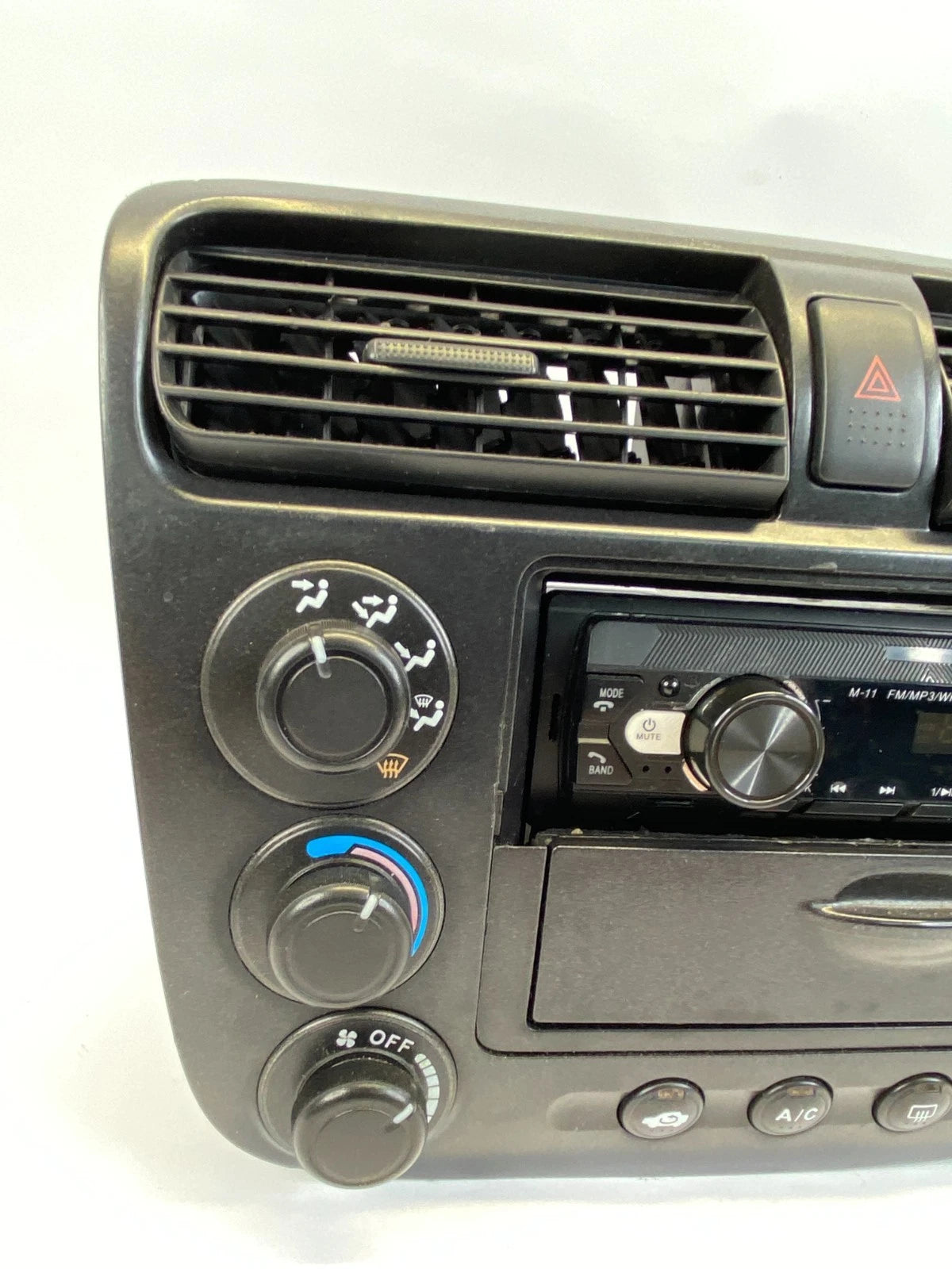 01-05 HONDA CIVIC CENTER DASH RADIO BEZEL CLIMATE CONTROL AC & STEREO UNIT OEM