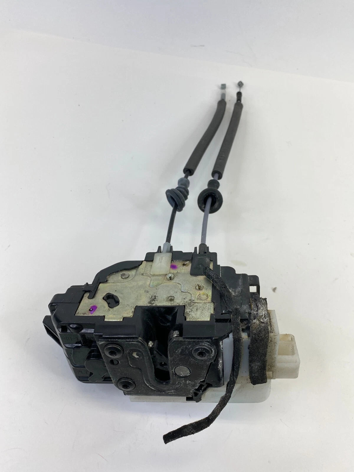 2006-2010 HYUNDAI ELANTRA SEDAN FRONT RIGHT SIDE DOOR LOCK LATCH 81320-2H040 OEM