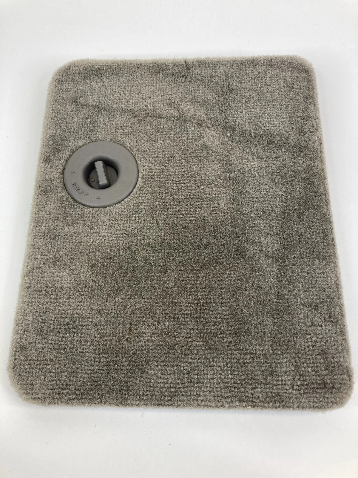 2006 TOYOTA TUNDRA SR5 TAN ACCESS CAB FLOOR STORAGE COMPARTMENT LID 584700C030