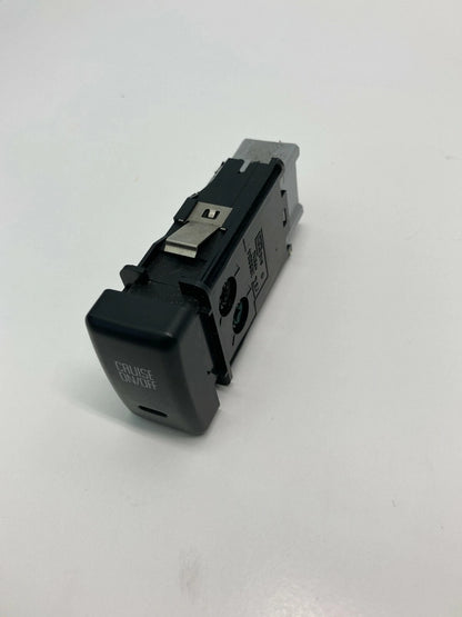 98-02 ISUZU RODEO 01-02 RODEO SPORT DASH CRUISE CONTROL BUTTON SWITCH M16334 OEM