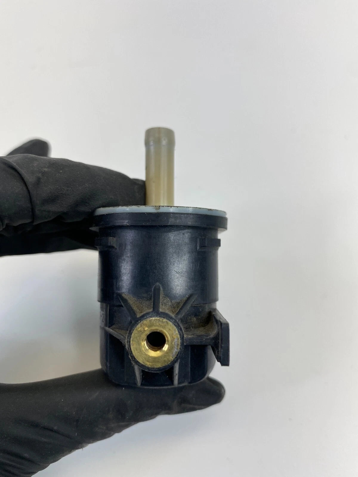 2010-2012 MAZDA CX-7 VACUUM CANISTER PURGE SOLENOID VALVE 136200-7101 OEM