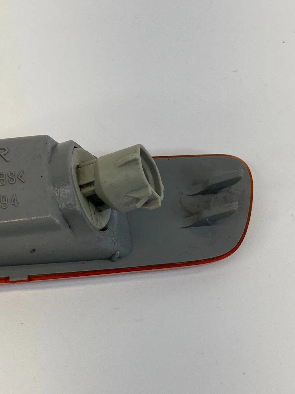 99 00 01 02 03 LEXUS RX300 FRONT RIGHT PASSENGER BUMPER MARKER LIGHT LAMP OEM