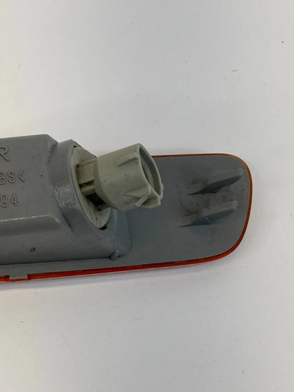 99 00 01 02 03 LEXUS RX300 FRONT RIGHT PASSENGER BUMPER MARKER LIGHT LAMP OEM