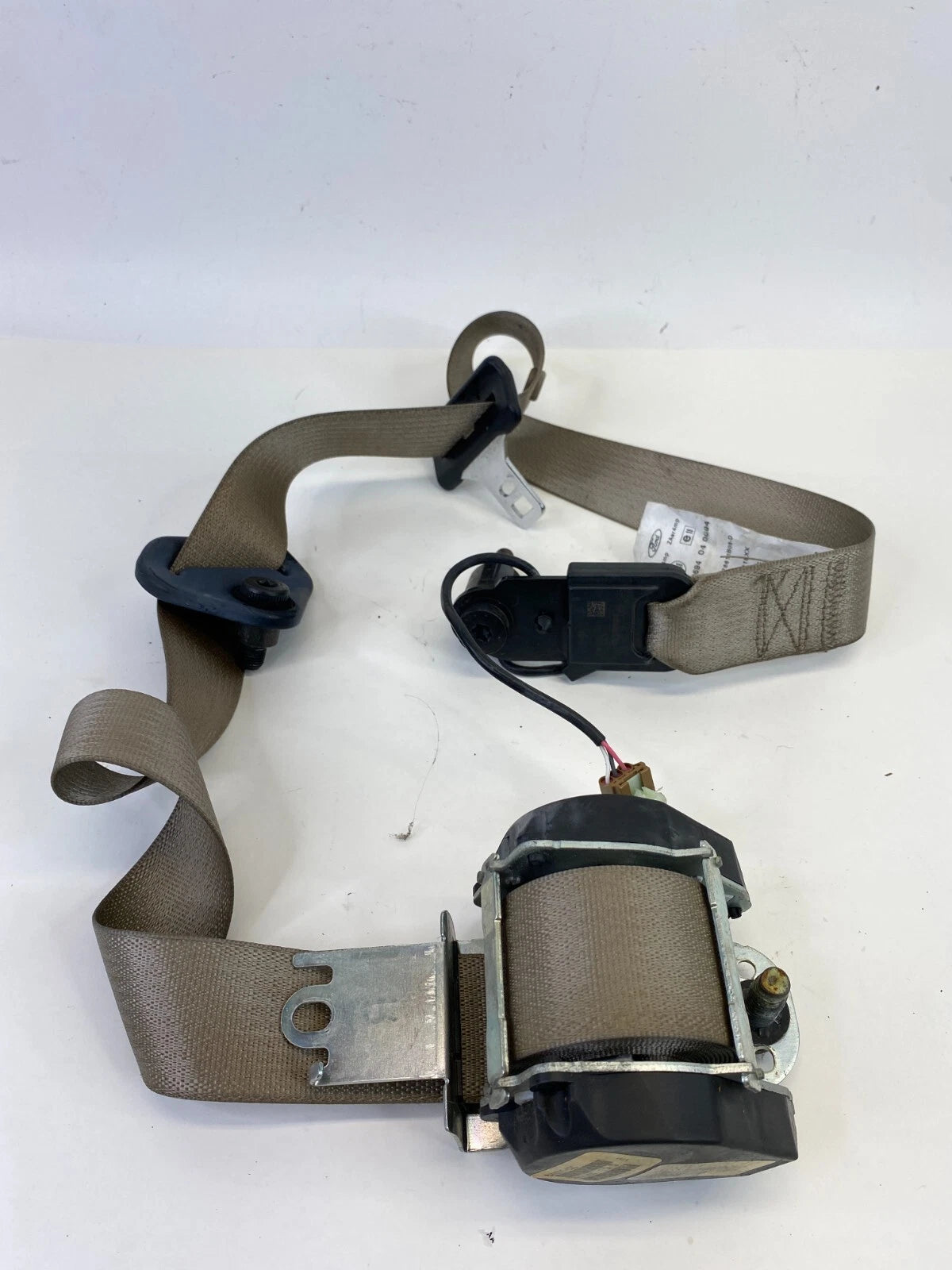 05-07 FORD ESCAPE FRONT RIGHT PASSENGER SEAT BELT RETRACTOR 6L84-78611B08-D OEM