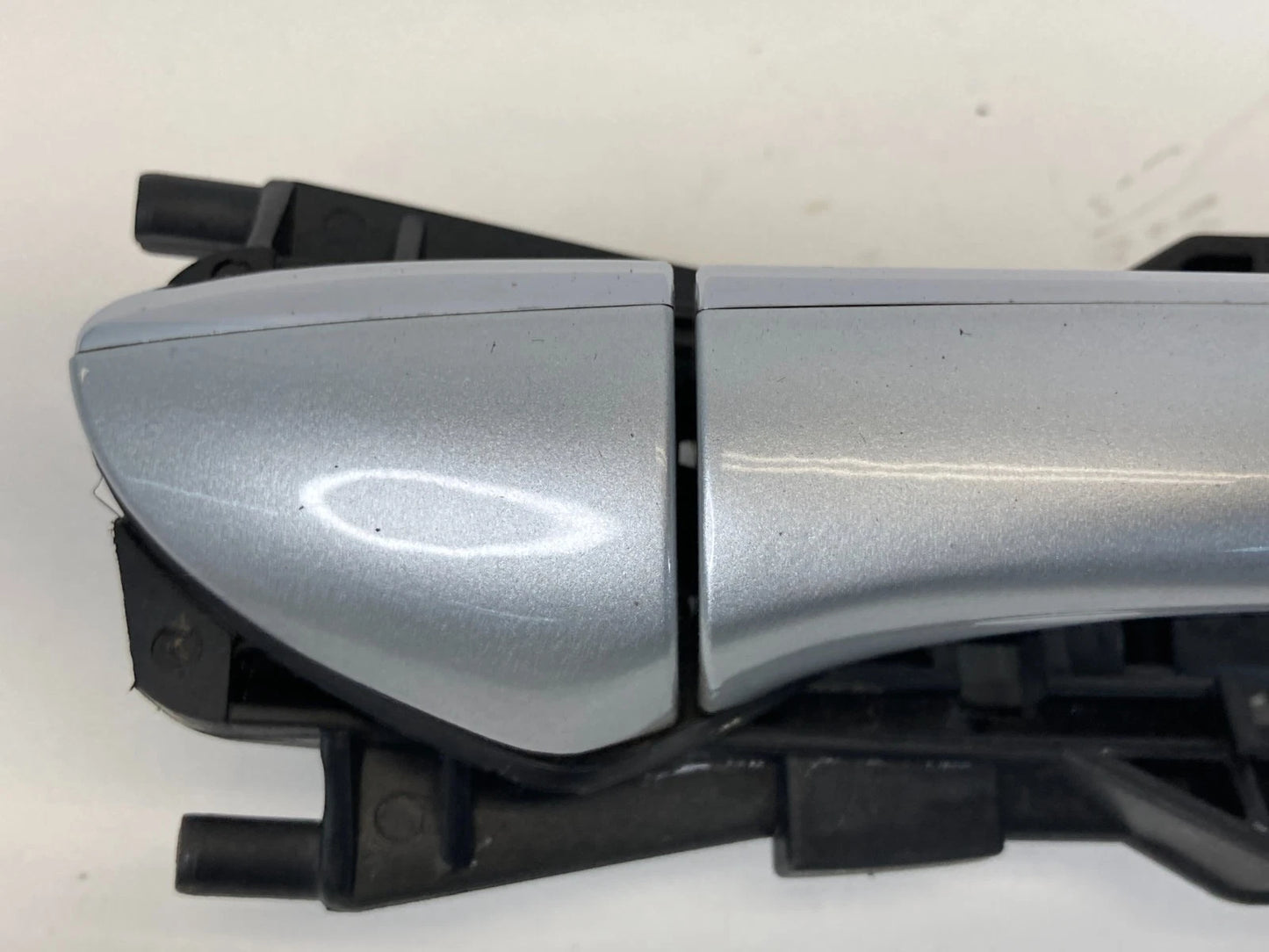 2006 MERCEDES-BENZ CLS500 CLS550 FRONT RIGHT PASSENGER EXTERIOR DOOR HANDLE OEM