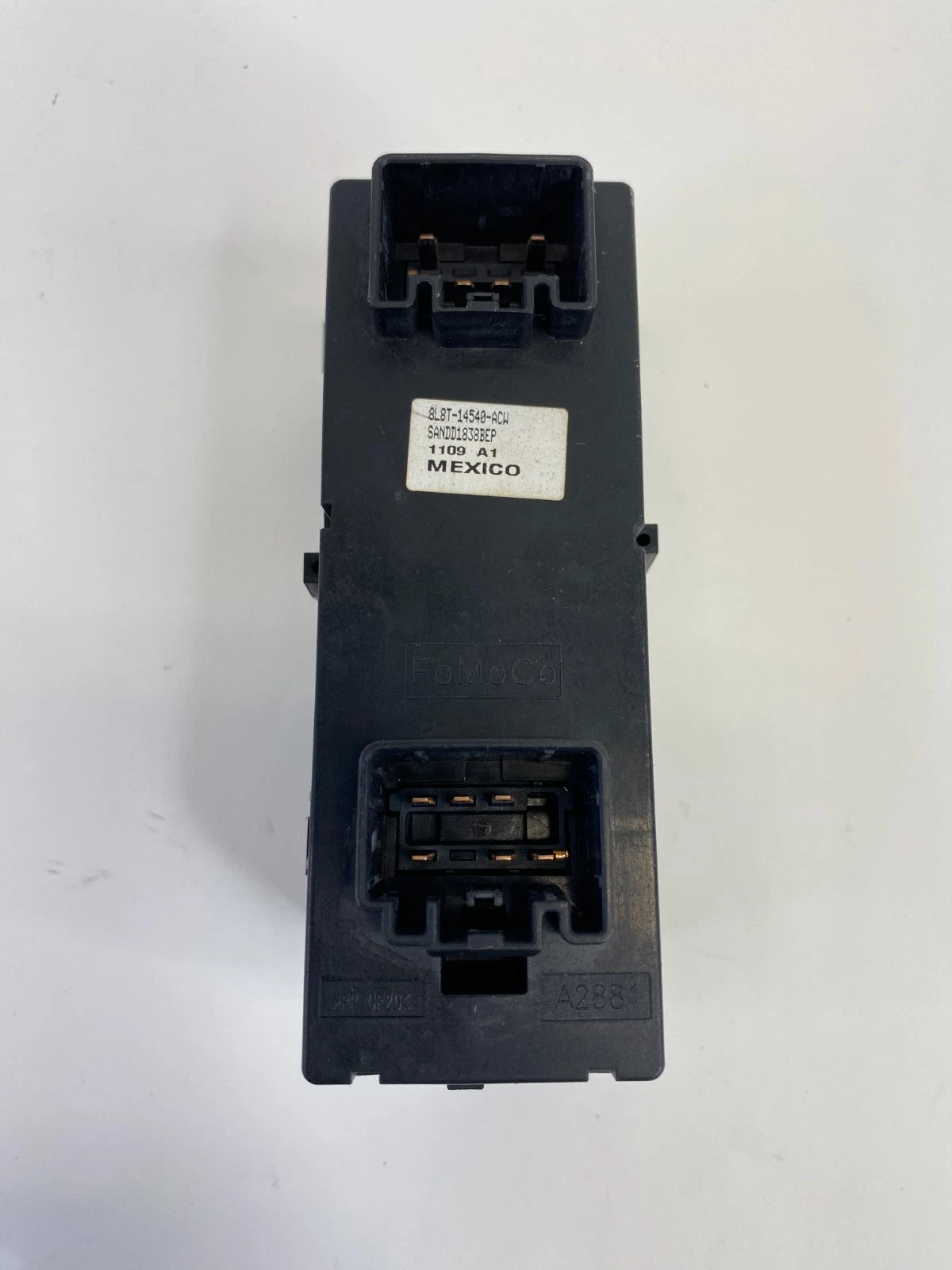 2008-12 FORD ESCAPE MERCURY FOCUS FR LEFT POWER MASTER WINDOW SWITCH 8L8T-14540