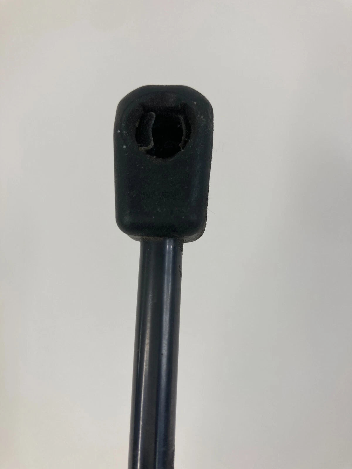 2013-2017 BUICK REGAL SEDAN FRONT HOOD LID STRUT LIFT SUPPORT ASSEMBLY OEM