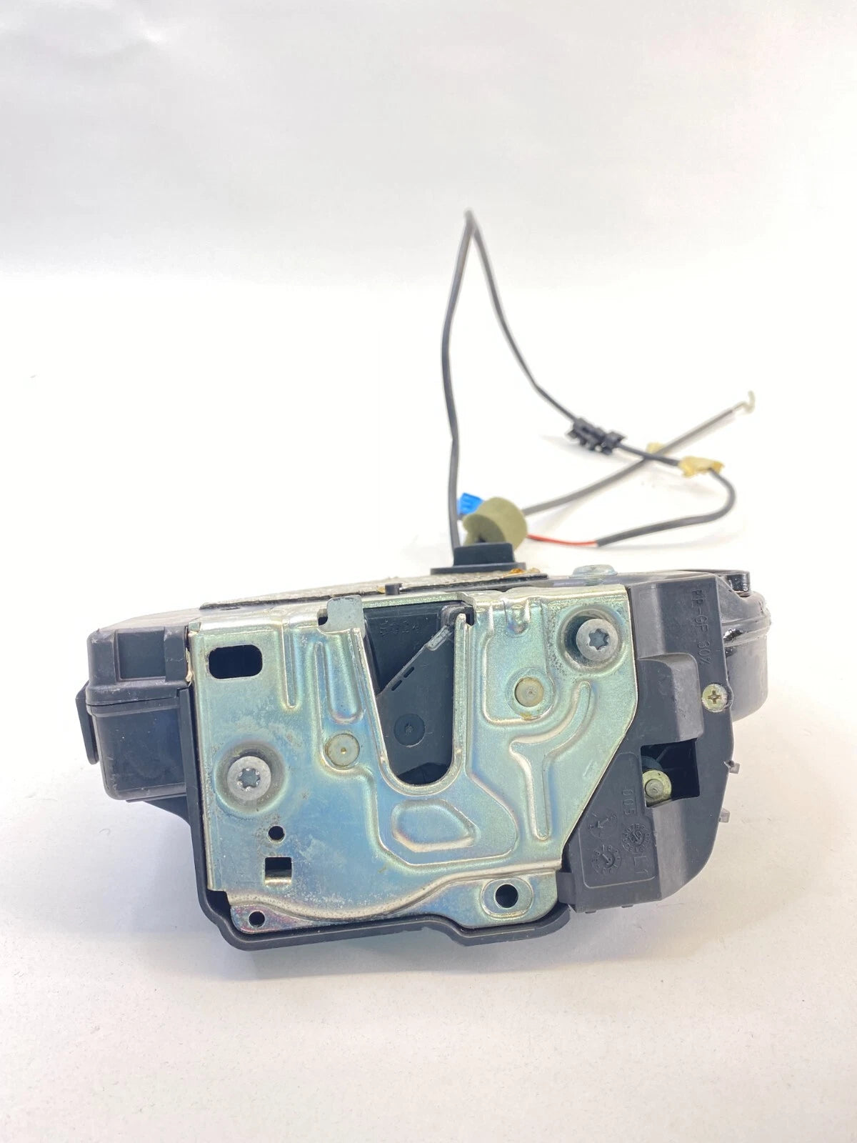 2003-2006 MERCEDES-BENZ E500 2003-2009 E320 REAR LEFT DOOR LOCK LATCH OEM