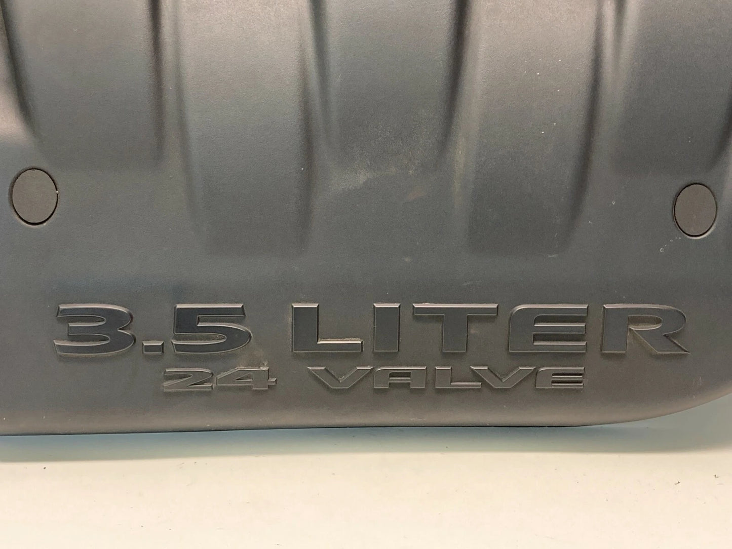 2004 2005 2006 CHRYSLER PACIFICA 3.5L ENGINE COVER APPEARANCE SHIELD 04591919AD